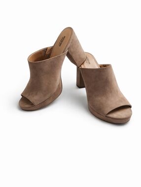 Mossimo Man-made Suede Women's Elegant Tan Mules Sz 8 1/2